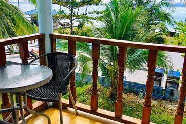 هتل Koh Mook Riviera Beach Resort