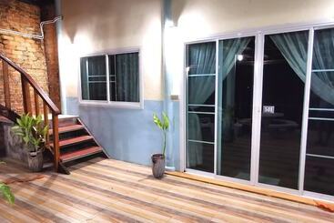 هتل Koh Mook Riviera Beach Resort