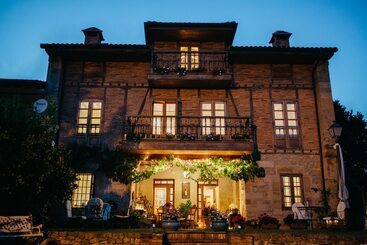 هتل Posada La Cotía