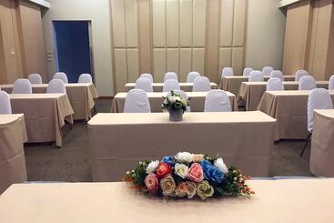 هتل Prachuap Grand