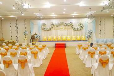 هتل Prachuap Grand