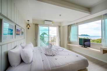 هتل Prachuap Grand