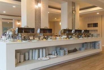 هتل Prachuap Grand