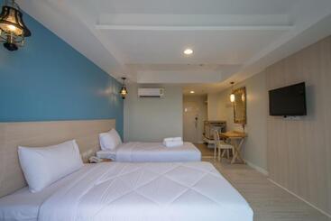 هتل Prachuap Grand