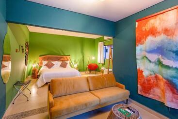 هتل The Garden Promenade Bonito