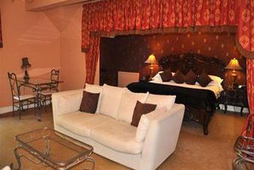 هتل روستایی Sychnant pass Country House