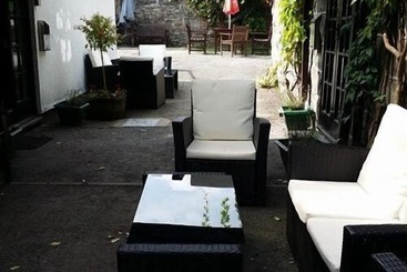 هتل Crown Inn