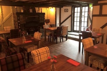 هتل Crown Inn