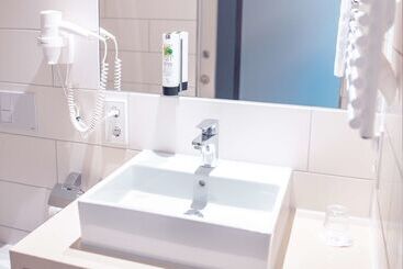 هتل Tulip Inn München Messe