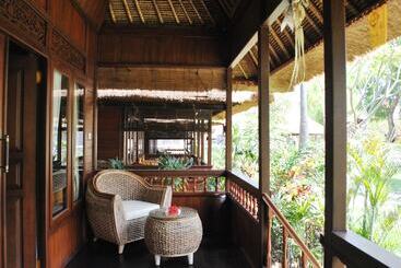 Kinaara Resort & Spa