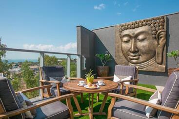 Ramada Suites By Wyndham Zen Quarter Darwin