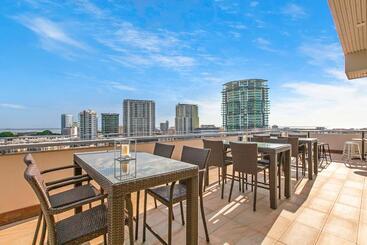 Ramada Suites By Wyndham Zen Quarter Darwin