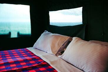 هتل Cheetah Tented Camp
