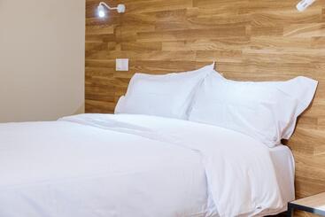 Apartahotel Golden Alcalá