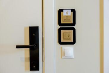 Apartahotel Golden Alcalá