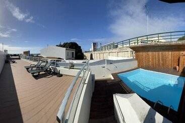 Hostel Azorazul