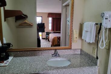 هتل Budget Inn