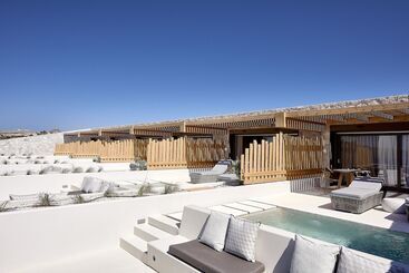 هتل Cave Suites
