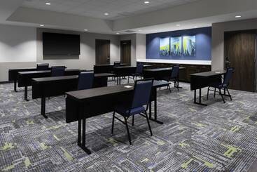 هتل Hampton Inn & Suites Indianapolis West Speedway