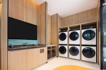 هتل Home2 Suites By Hilton Guiyang Airport