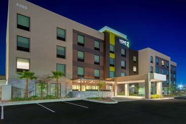 هتل Home2 Suites By Hilton Las Vegas North