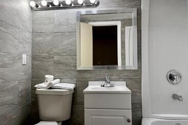 هتل Miami Suites