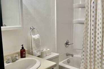 هتل Onora Suites