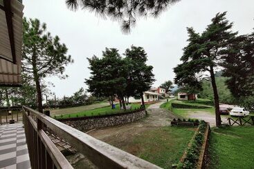 هتل Saiva Hill Resort