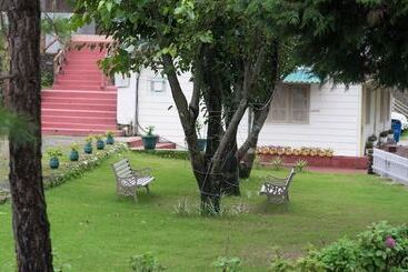 هتل Saiva Hill Resort