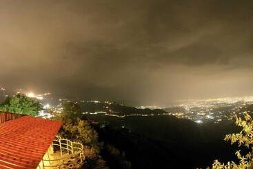 هتل Saiva Hill Resort
