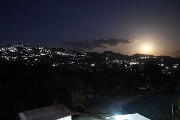 هتل Saiva Hill Resort