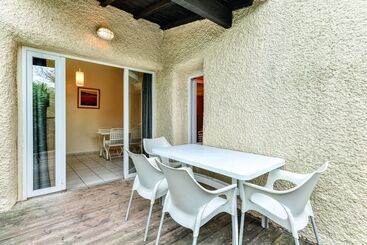 هتل Sowell Residences Les Lauriers Roses