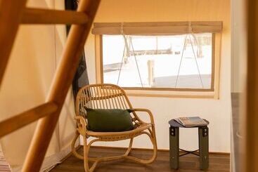 בית מלון כפרי Wecamp Cadaqués
