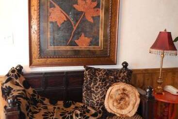 Lake View Three Bedroom, Three Bath Harbor North Luxury Cottage With Private Hot Tub Overlooking Lak