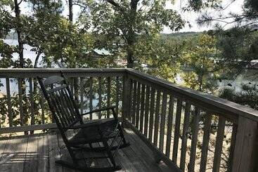 Lake View Two Bedroom, Two Bath Harbor North Luxuryloft Cottage With Private Hot Tub Overlooking Lak