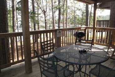 Mountain Harbor Lodge Cottage On Lake Ouachita By Redawning