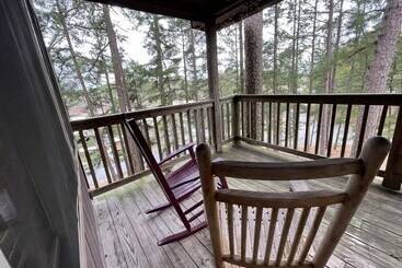 Mountain Harbor Lodge Cottage On Lake Ouachita By Redawning