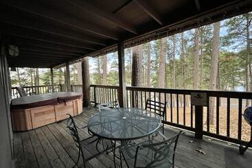 Mountain Harbor Lodge Cottage On Lake Ouachita By Redawning