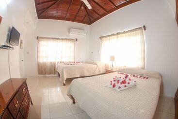 پانسیون Van Villa Holidays