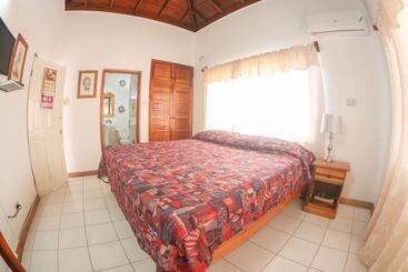 پانسیون Van Villa Holidays