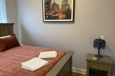 پانسیون Wrigleyville Inn