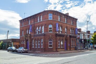 Pillo Rooms Serviced Apartments  Salford - Salford