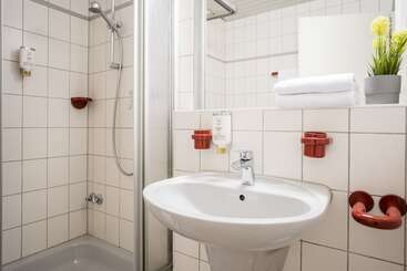 Point Hotel Apartments & Rooms
