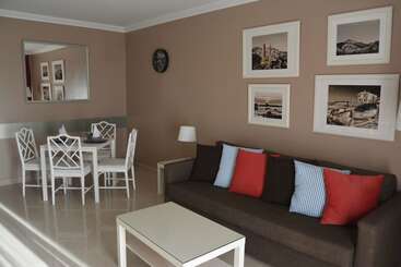 Residencial La Quinta Park Suites