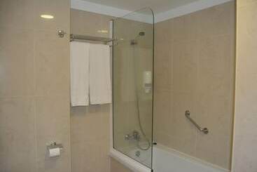 Residencial La Quinta Park Suites