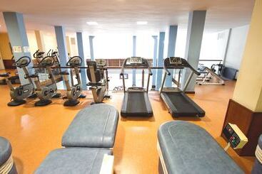 Residencial La Quinta Park Suites