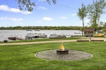 Swan Lake Resort & Campground