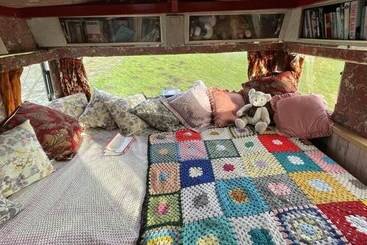 بيت ريفى 2 X Double Bed Glamping Wagon At Dalby Forest