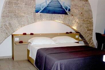 تختخواب و صبحانه Rubis Relais & Spa