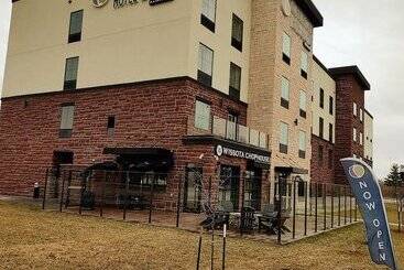 Cobblestone Hotel & Suites   Ottumwa